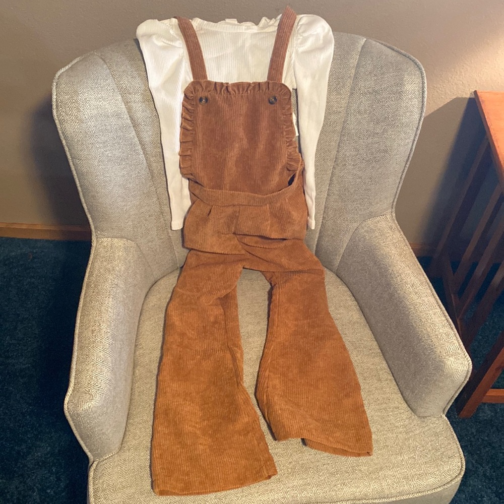 Girl’s Outfit